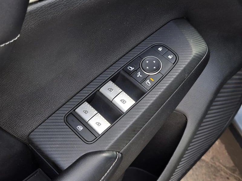 Mitsubishi OUTLANDER 2.5 2022 - Imagen 12 de 20