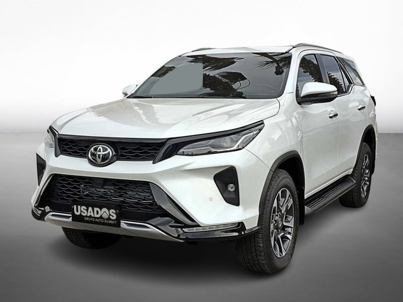 Toyota FORTUNER NEW  SRX 4X4 2.8 AUT 2026