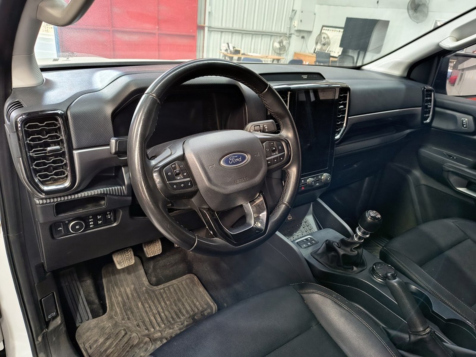 Ford RANGER 2.0 XLT BITURBO 2024 - Imagen 13 de 20