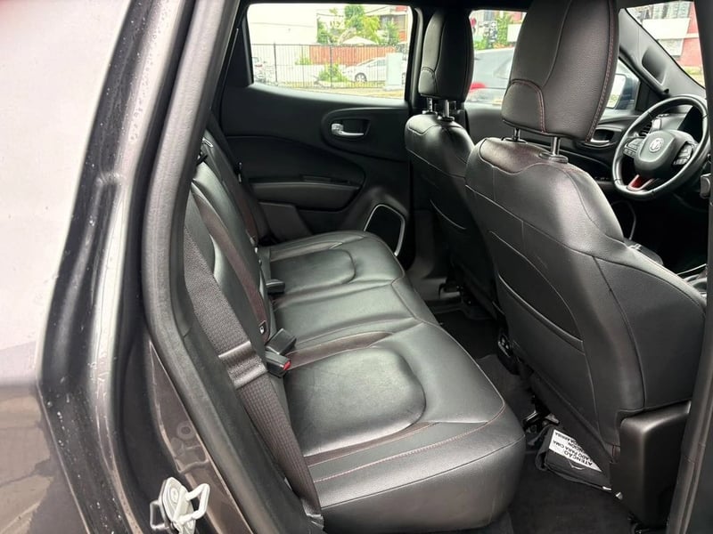 RAM 1000 2.0 REBEL DIESEL 4X4 DOB. CAB. AT 4P 2023 - Imagen 8 de 8