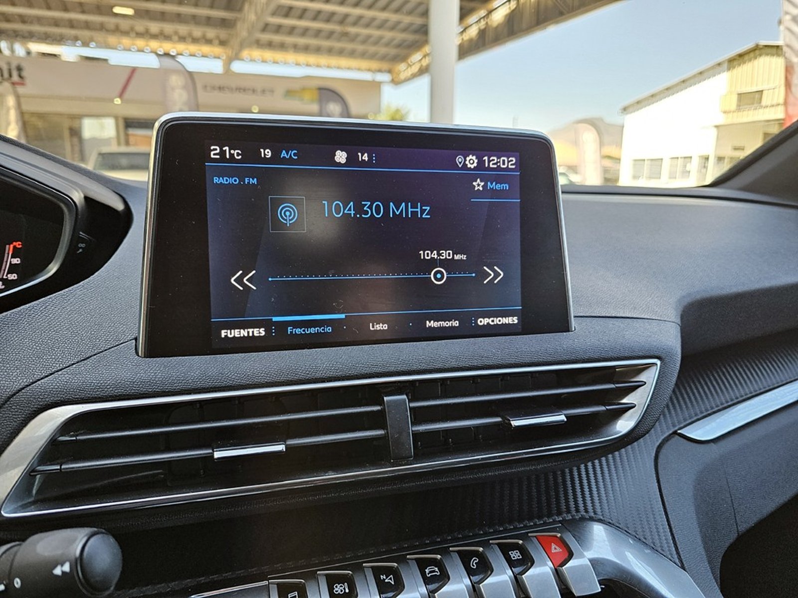 PEUGEOT 3008 1.2L PURETECH 2025 - Imagen 17 de 20