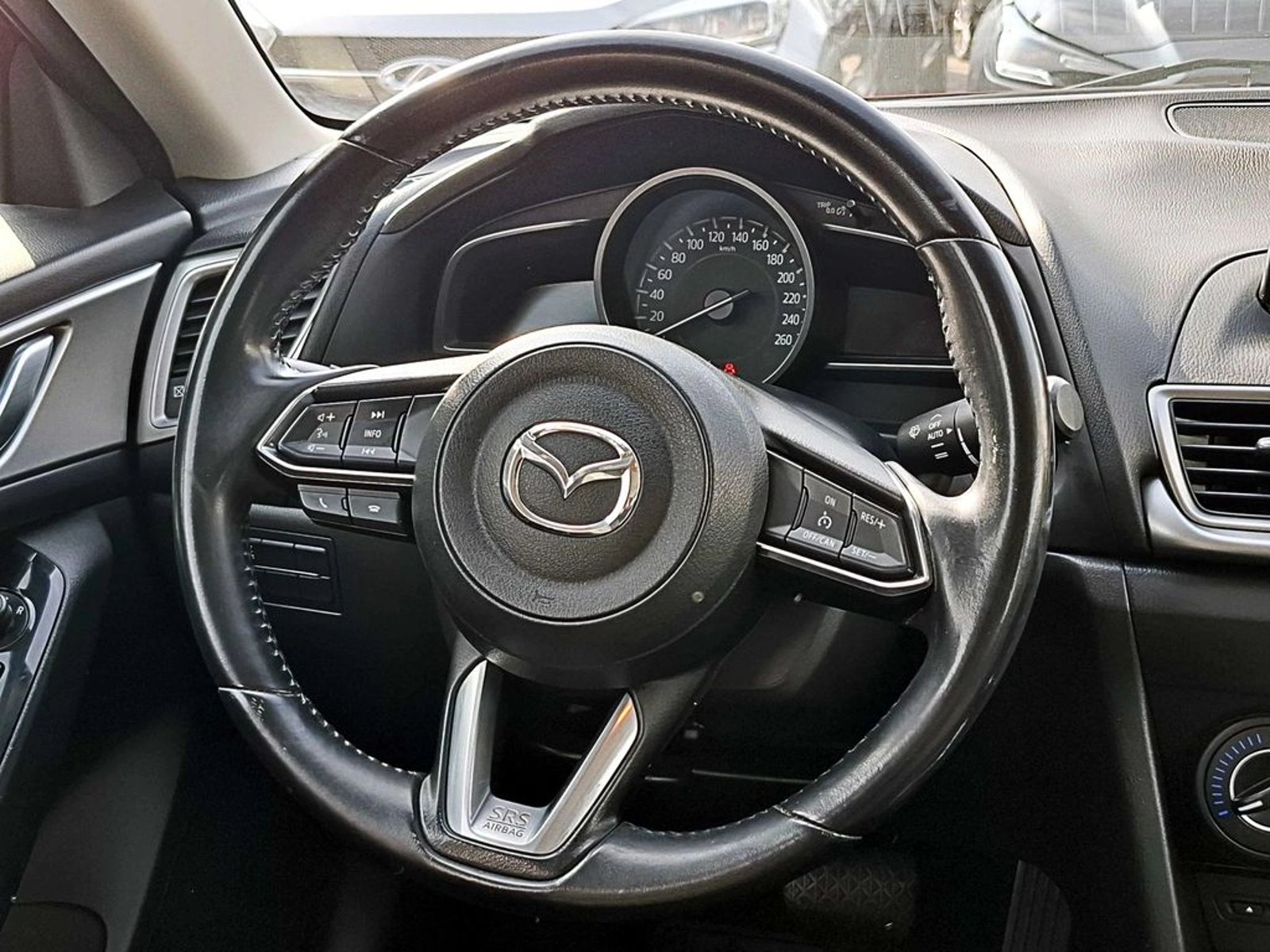 MAZDA 3 SPORT 2.0L SPORT AT 2019 - Imagen 14 de 19