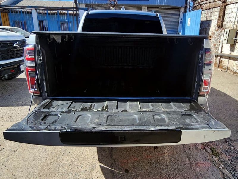 Great Wall POER 2.0T DELUXE DIESEL 4X4 DOB. CAB. AT 4P 2023 - Imagen 8 de 13