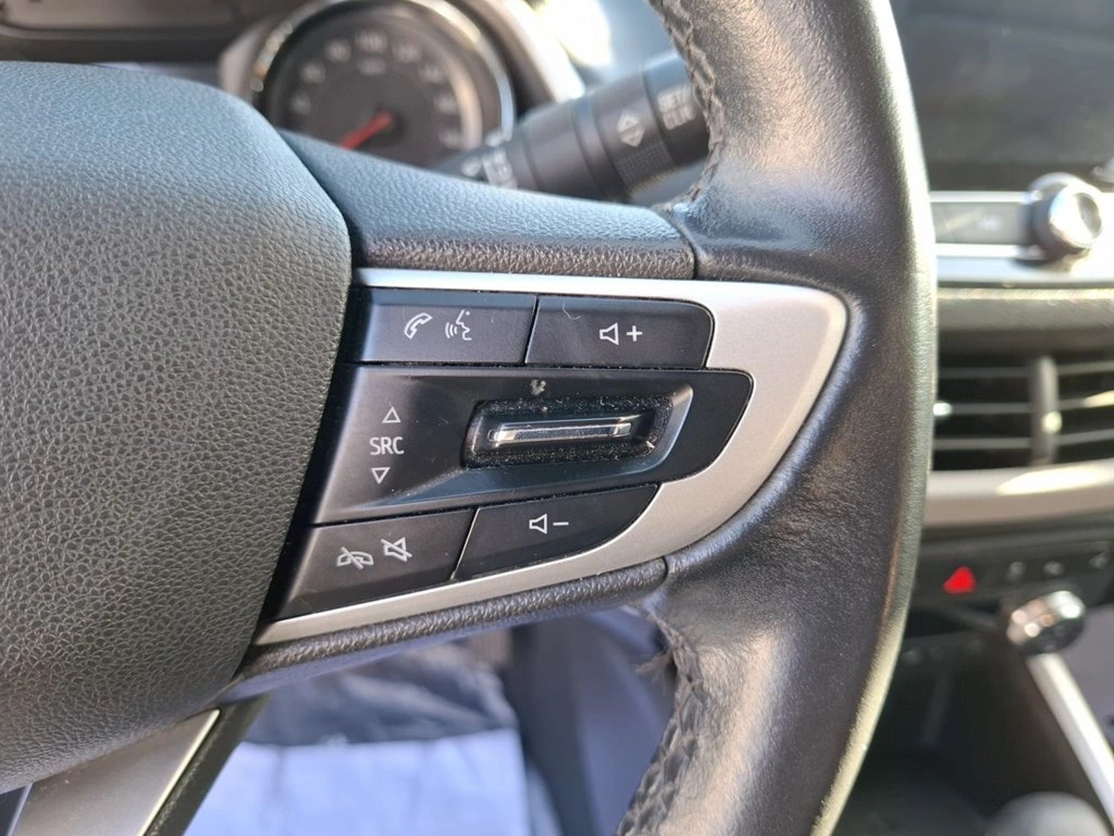 Chevrolet ONIX TURBO PREMIER AT 2021 - Imagen 19 de 20