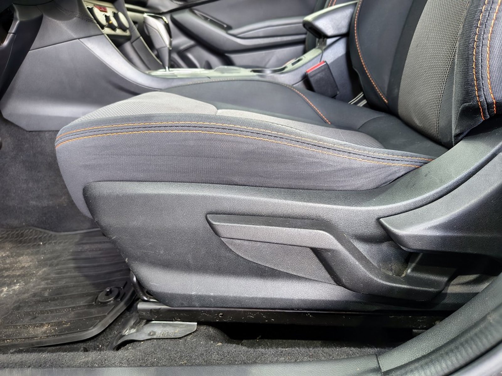Subaru XV 2.0I CVT AWD 2018 - Imagen 11 de 20