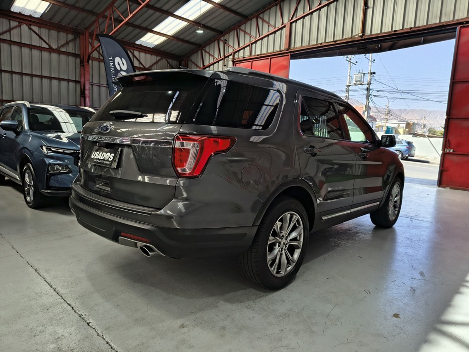 Ford EXPLORER 3.5 XLT 4X2 AT 5P 2020 - Imagen 8 de 20