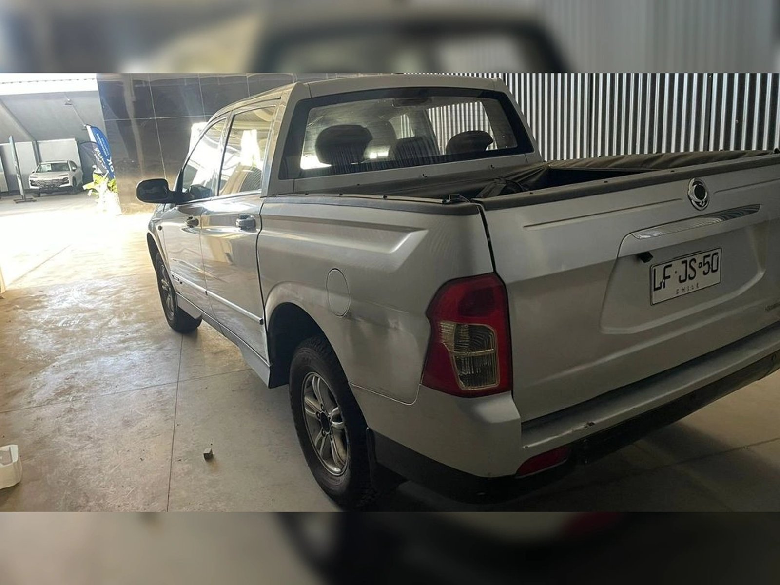 SsangYong ACTYON SPORTS 2.0 SEMI FULL-611 MT DIESEL 2019 - Foto 4 de 9