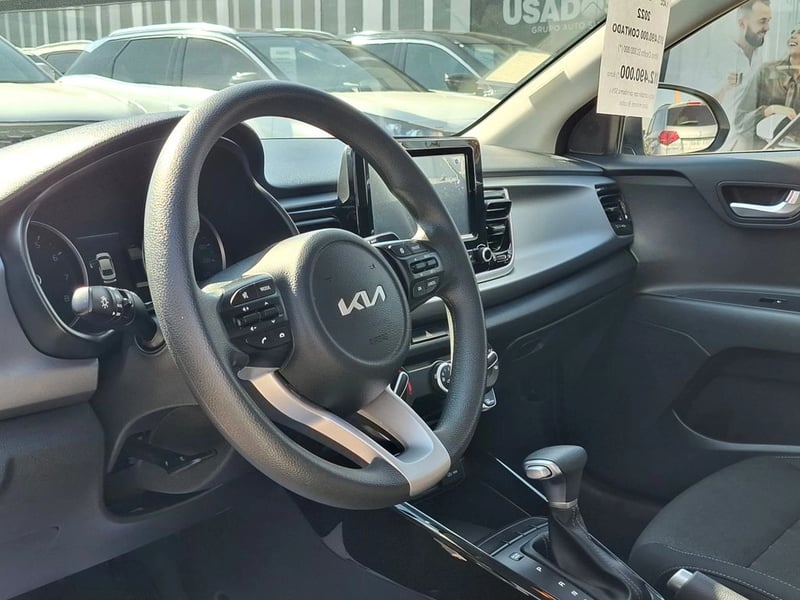 Kia RIO 4 1.4 EX FULL AT 2022 - Imagen 9 de 19