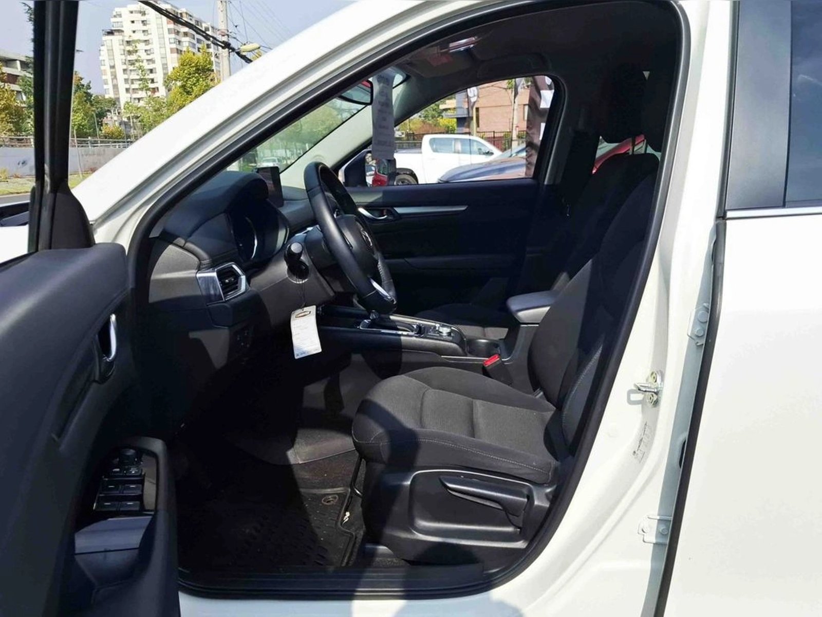 MAZDA CX-5 2.0 CORE AUT 2WD 2023 - Imagen 15 de 20