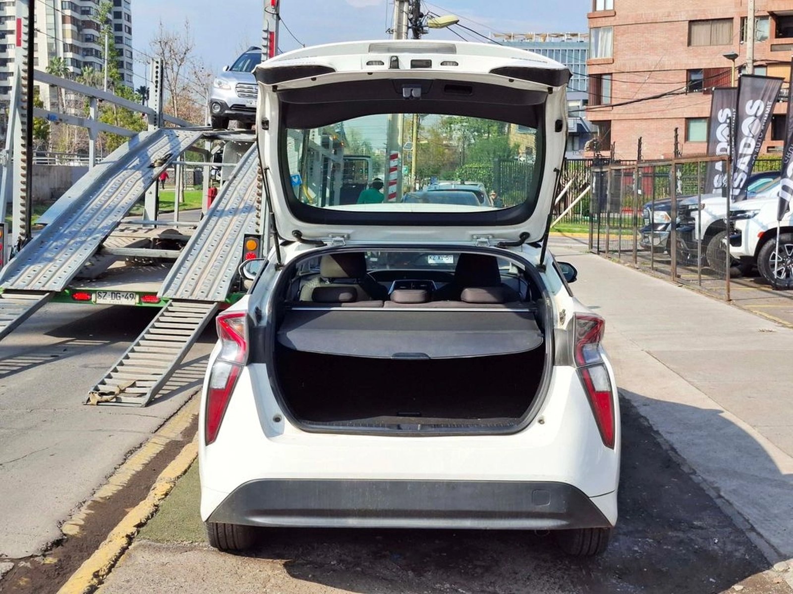 Toyota PRIUS 1.5 HIBRIDO AUT 2018 - Imagen 10 de 20