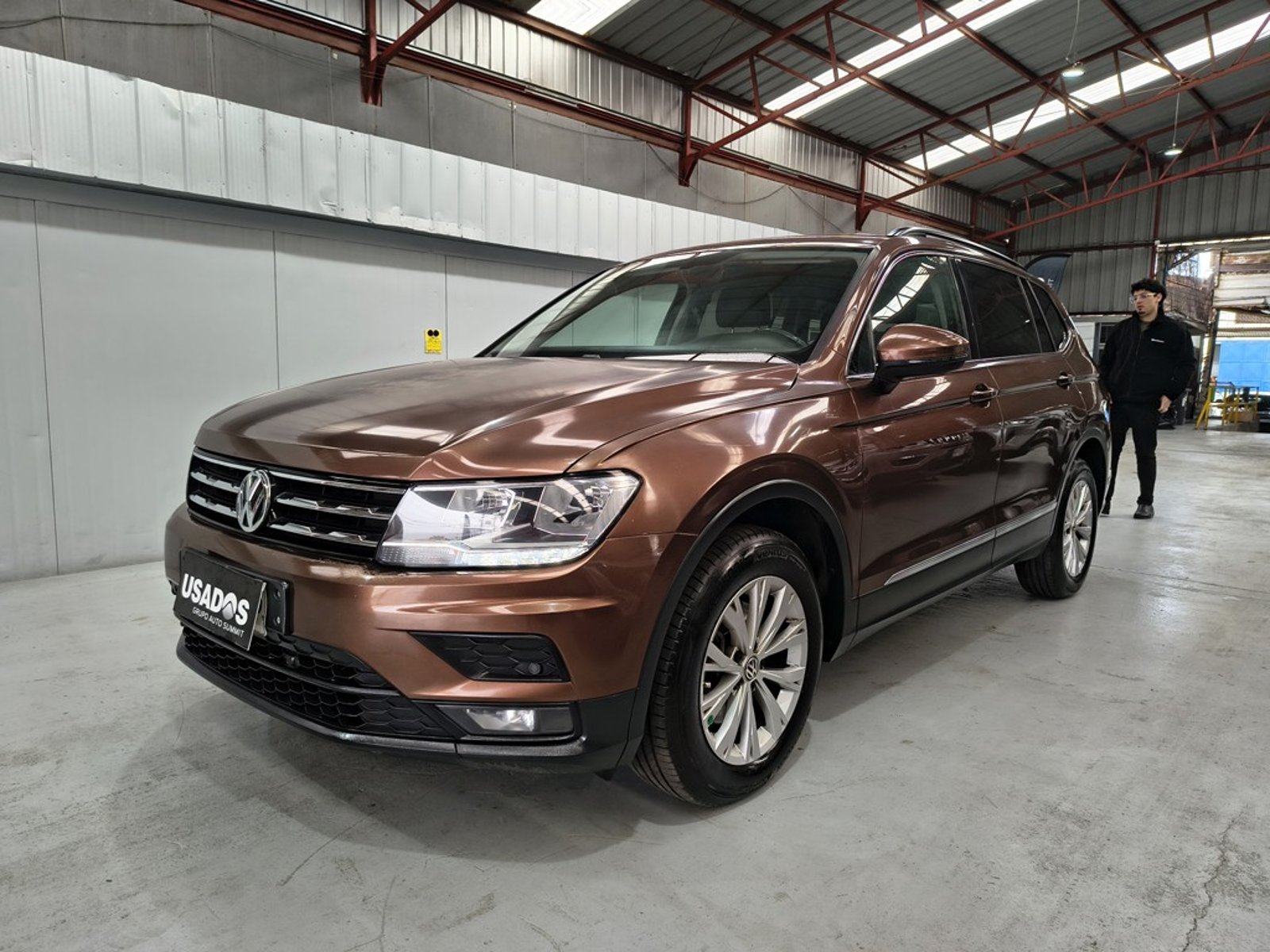 Volkswagen TIGUAN 1.4 TSI TRENDLINE 2018 - Foto 2 de 20