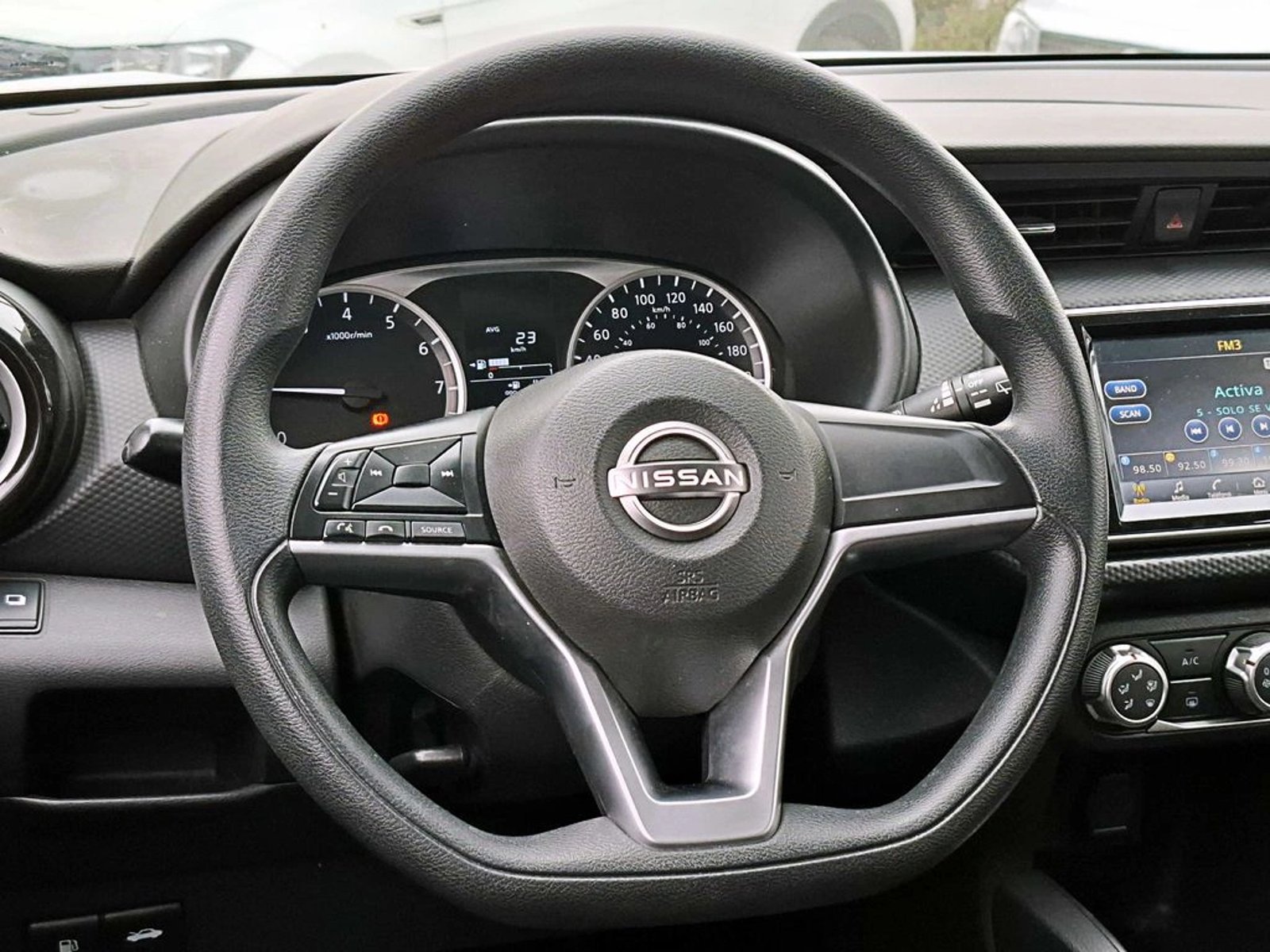 NISSAN KICKS 1.6 ADVANCE 4X2 MT 5P 2022 - Imagen 12 de 16