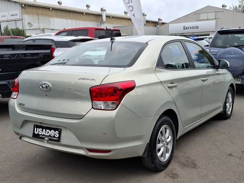 Hyundai VERNA 1.4 CB SEL 4X2 MT5 4P 2022 - Imagen 6 de 20