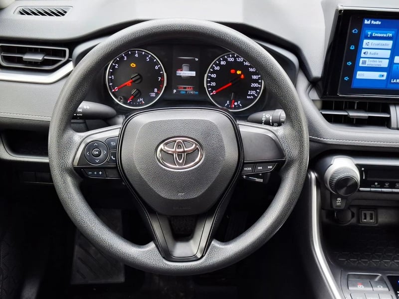Toyota RAV4 2.0 LE AUT 2021 - Imagen 15 de 20