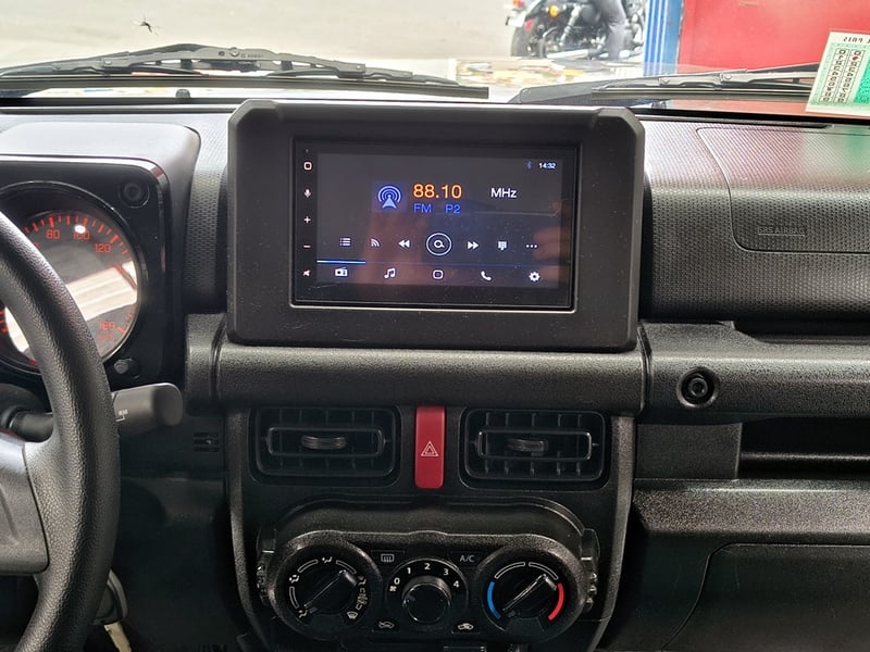 Suzuki JIMNY GL 1.5 2023 - Imagen 14 de 18
