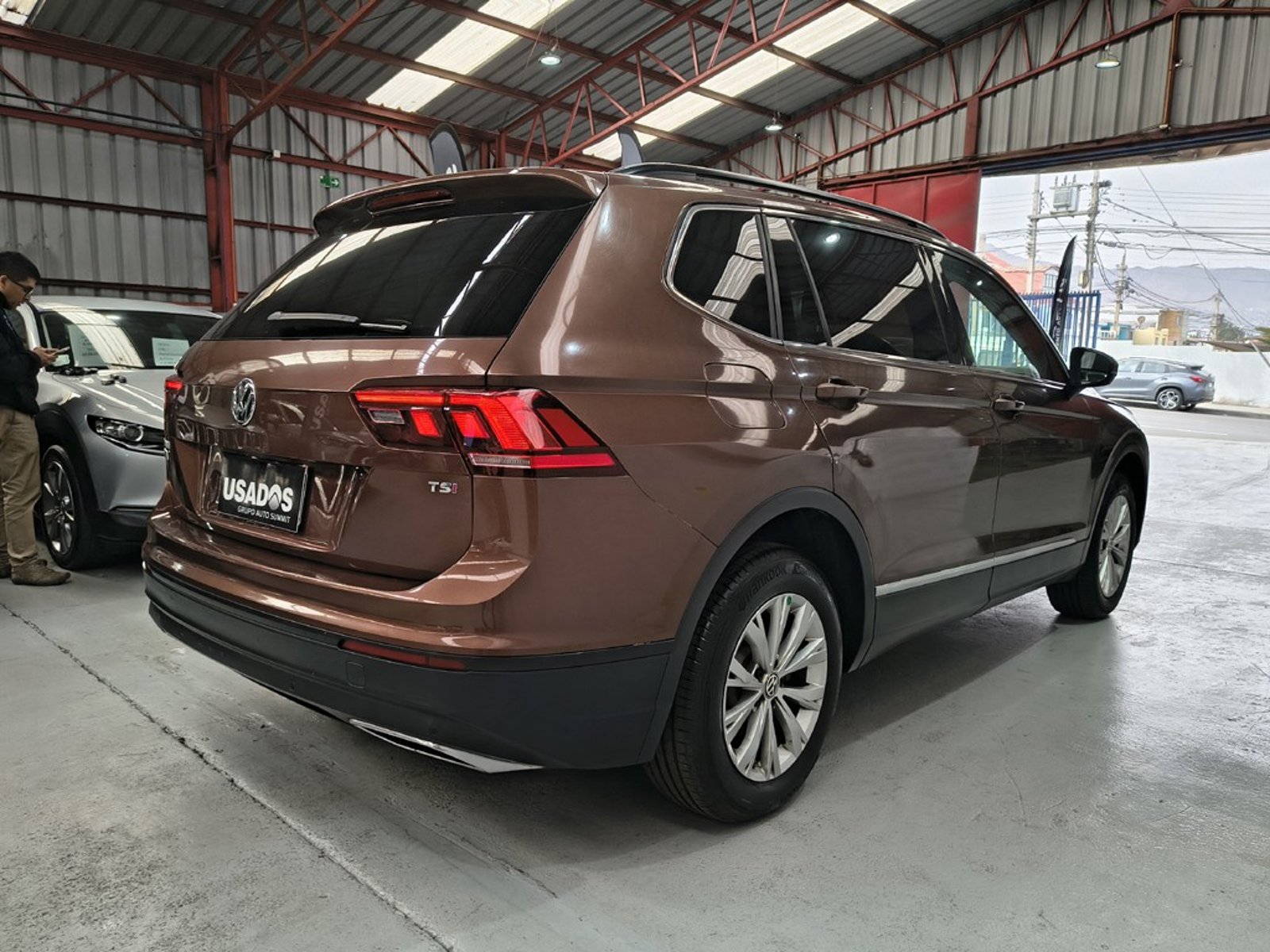 VOLKSWAGEN TIGUAN 1.4 TSI TRENDLINE 2018 - Imagen 8 de 20