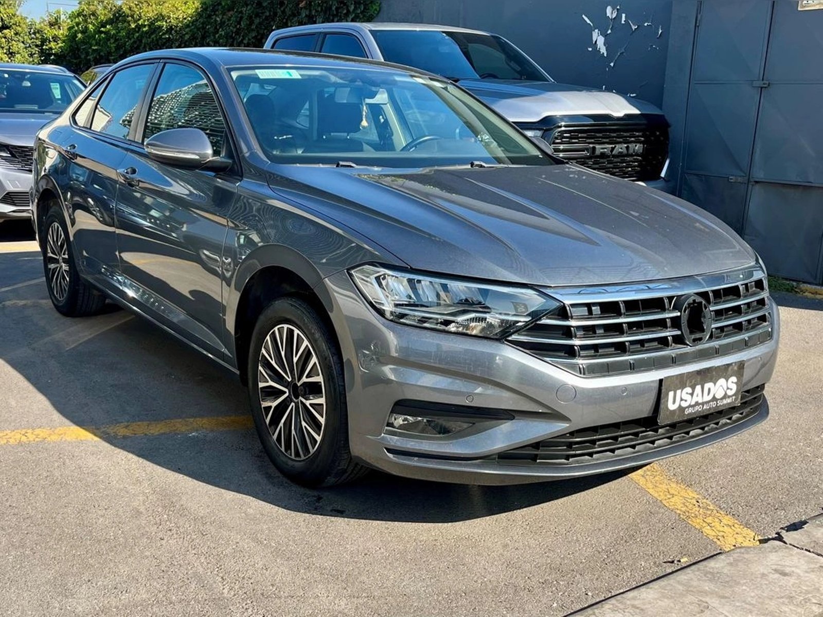 Volkswagen JETTA TRENDLINE 2020 - Foto 3 de 11