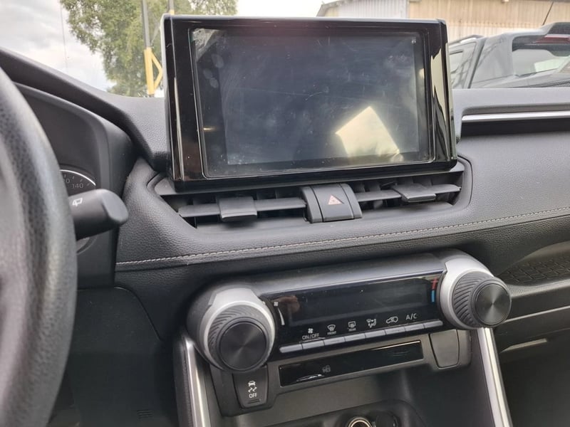 Toyota RAV4 LE 2.0 2024 - Imagen 18 de 20