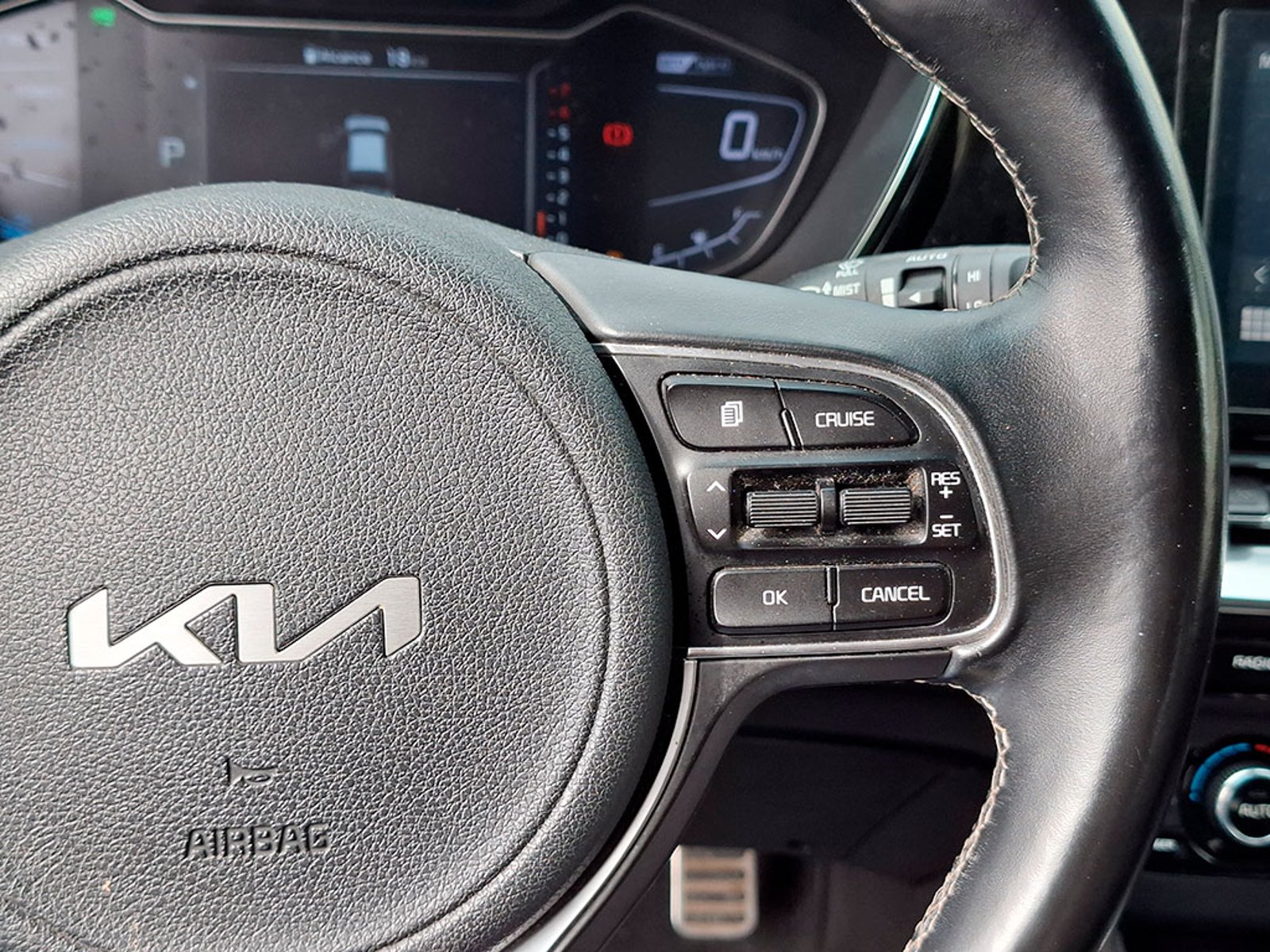 Kia NIRO 1.6 AT 2023 - Imagen 13 de 20