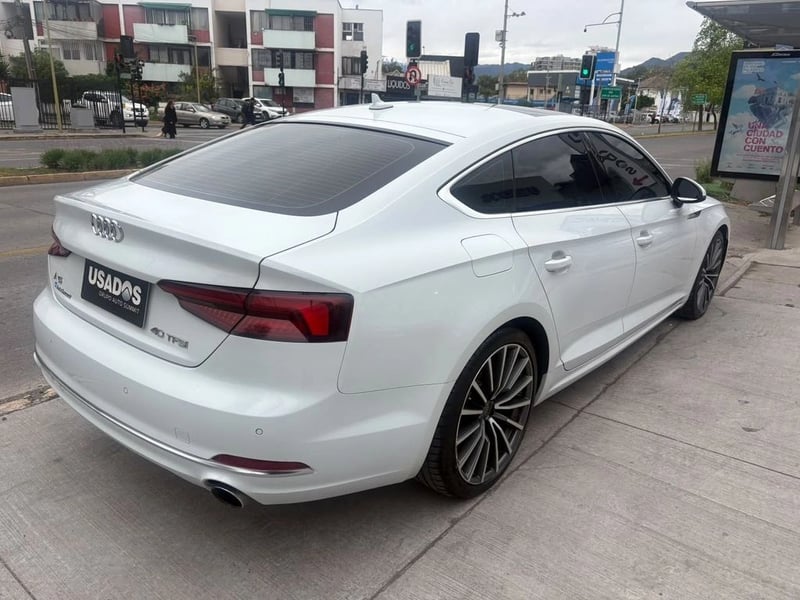 Audi A5 2.0 40 SPORT SPORTBACK MHEV 4X2 S-TRONIC AT 4P 2020 - Imagen 4 de 11