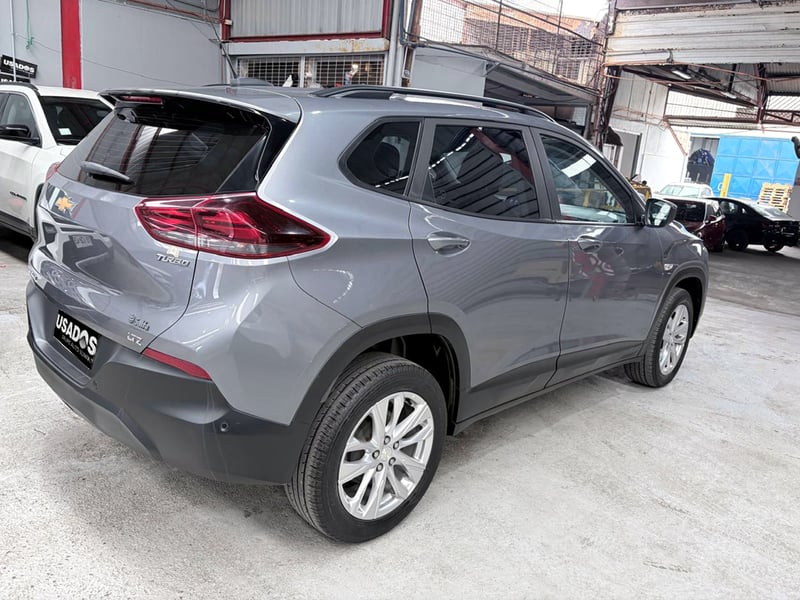 Chevrolet TRACKER 1.2 LTZ MT 2023 - Imagen 5 de 11
