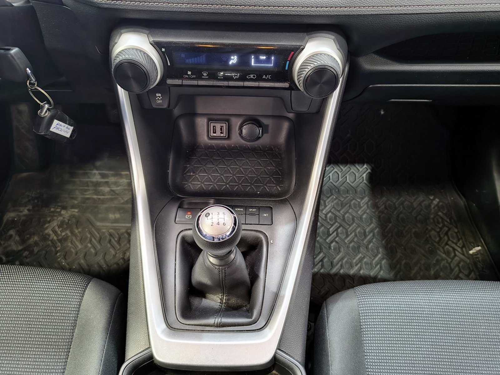 TOYOTA RAV4 2.0 2021 - Imagen 18 de 20