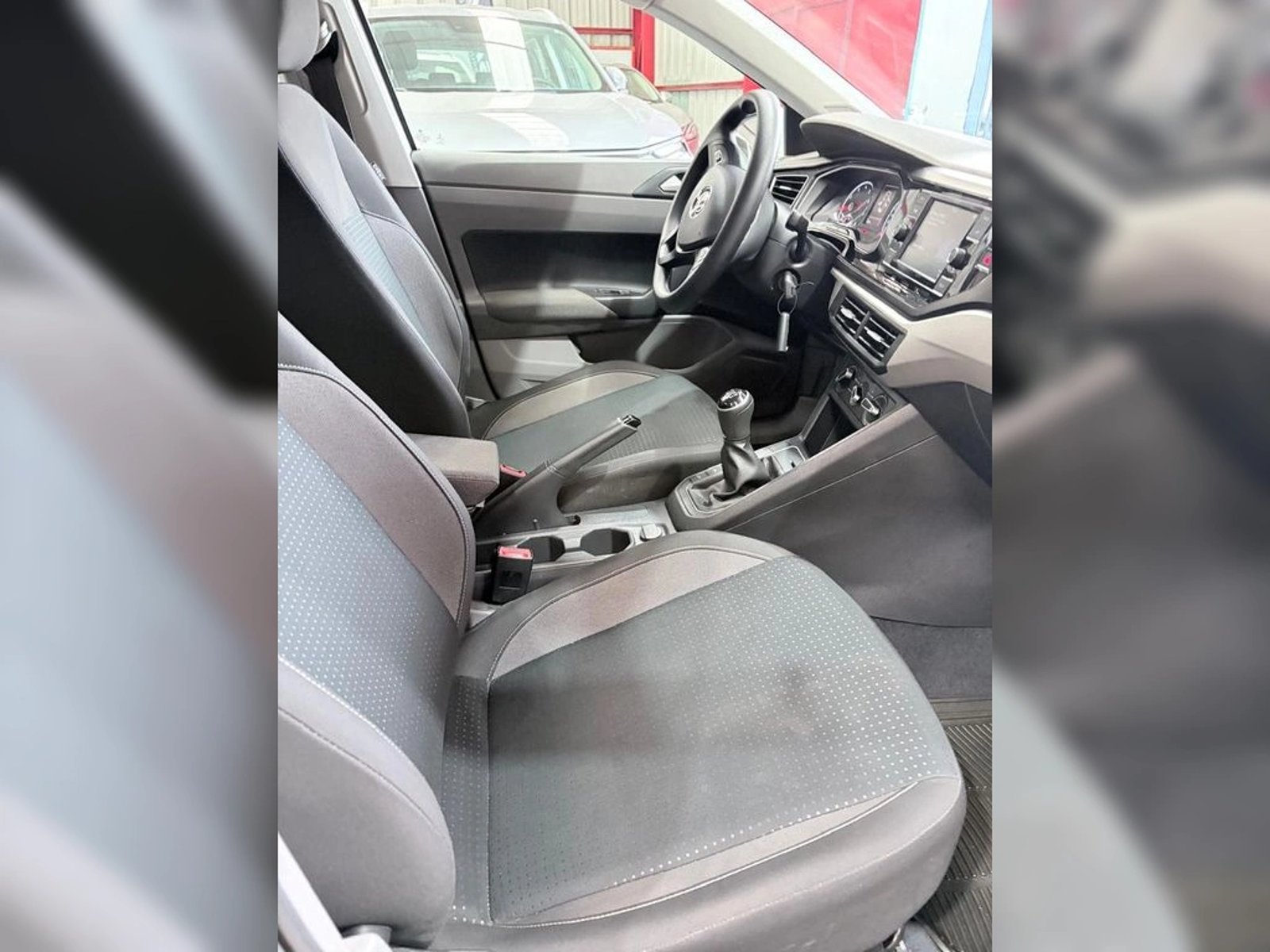 VOLKSWAGEN POLO 1.6 COMFORTLINE 4X2 HB MT 5P 2023 - Imagen 9 de 16