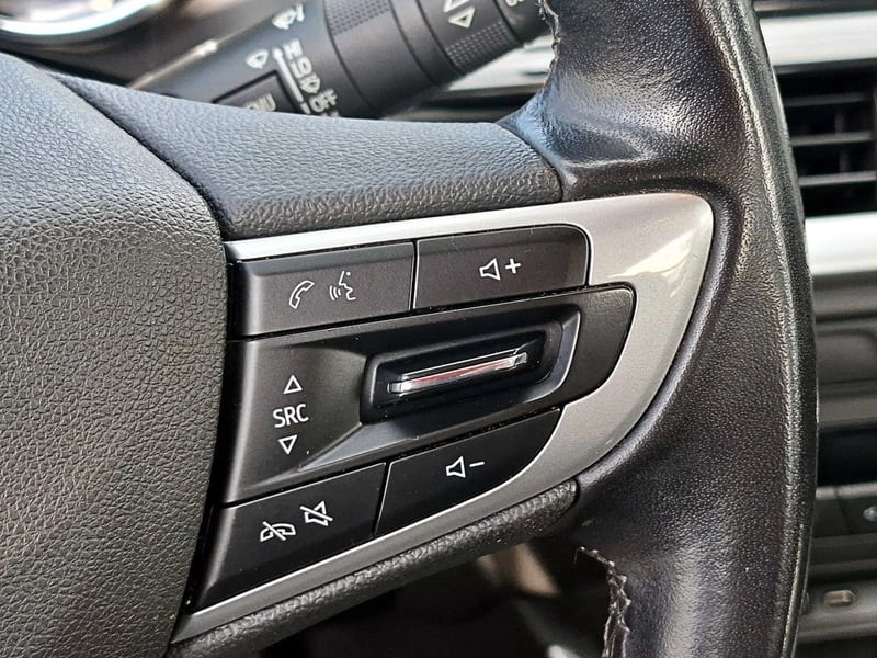 Chevrolet MONTANA 1.2 PREMIER AT 2023 - Imagen 15 de 18