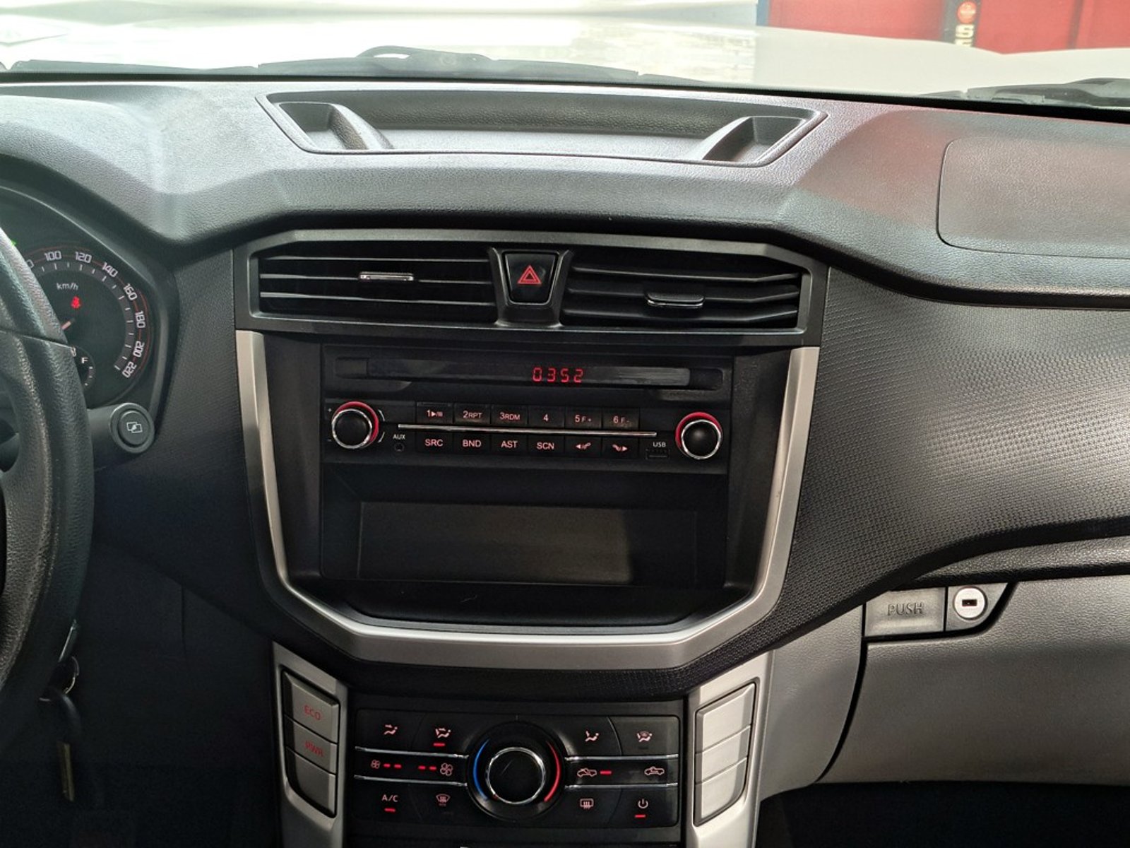 Maxus T60 2.8 DX 2023 - Imagen 15 de 20