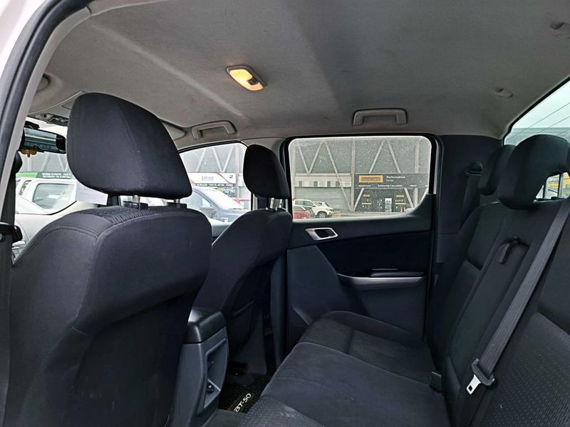 Mazda BT-50 2.2  MT 4X2 DIESEL 2019 - Imagen 7 de 12