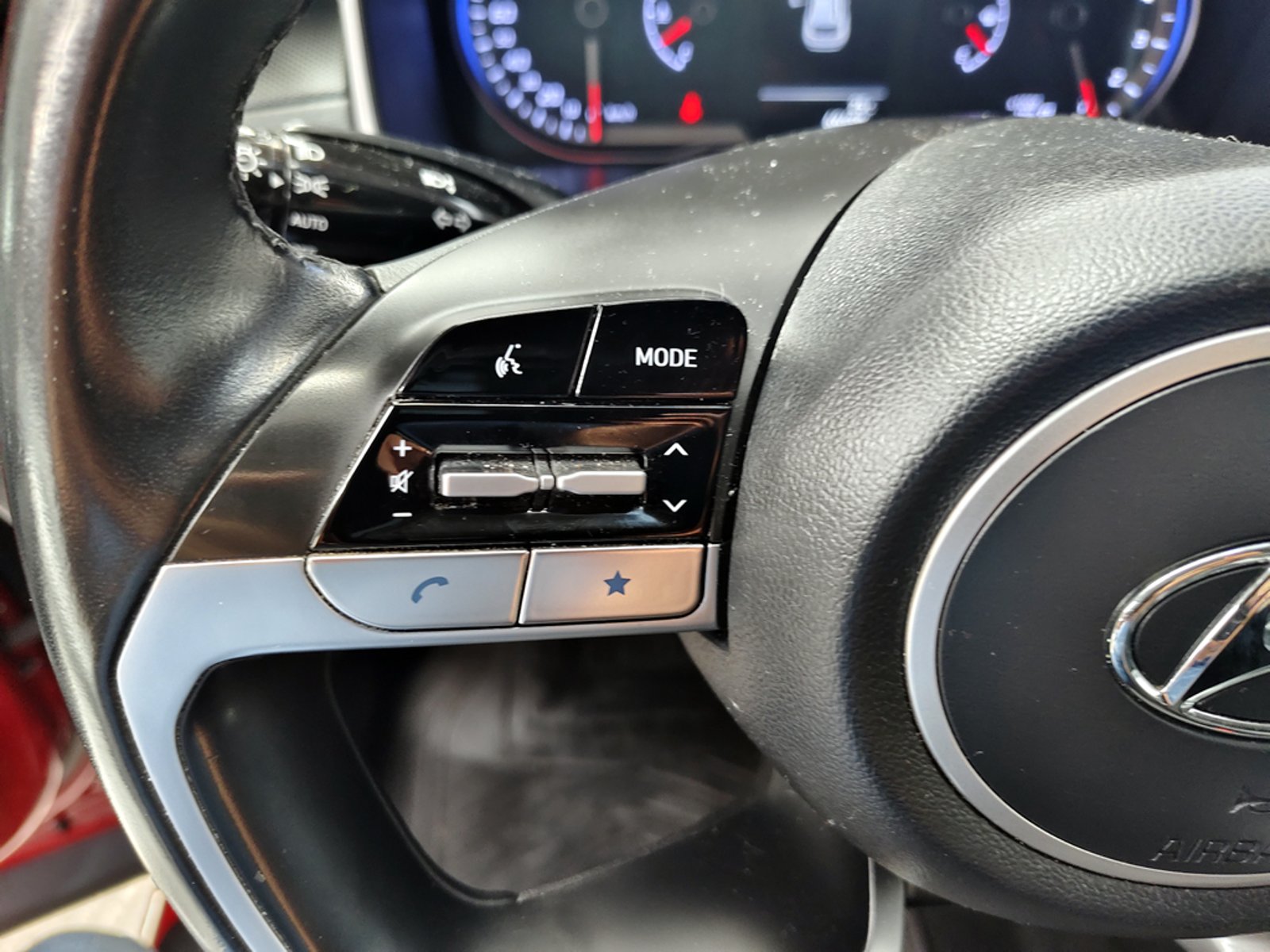 HYUNDAI TUCSON 1.6 NX4 PLUS 4X2 AT 5P 2022 - Imagen 13 de 20