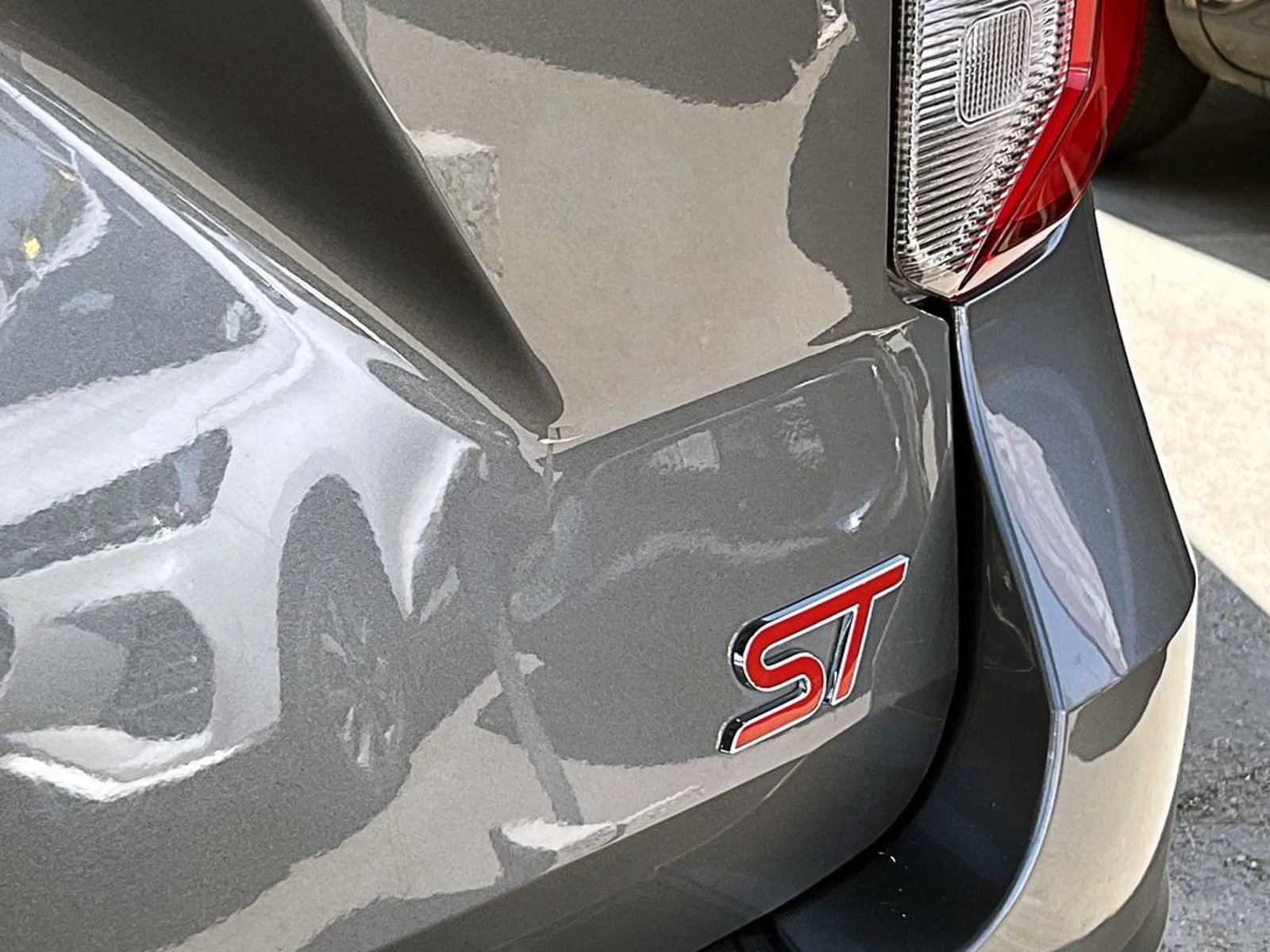 FORD EXPLORER ST 3.0 AT 4X4 2024 - Imagen 7 de 19
