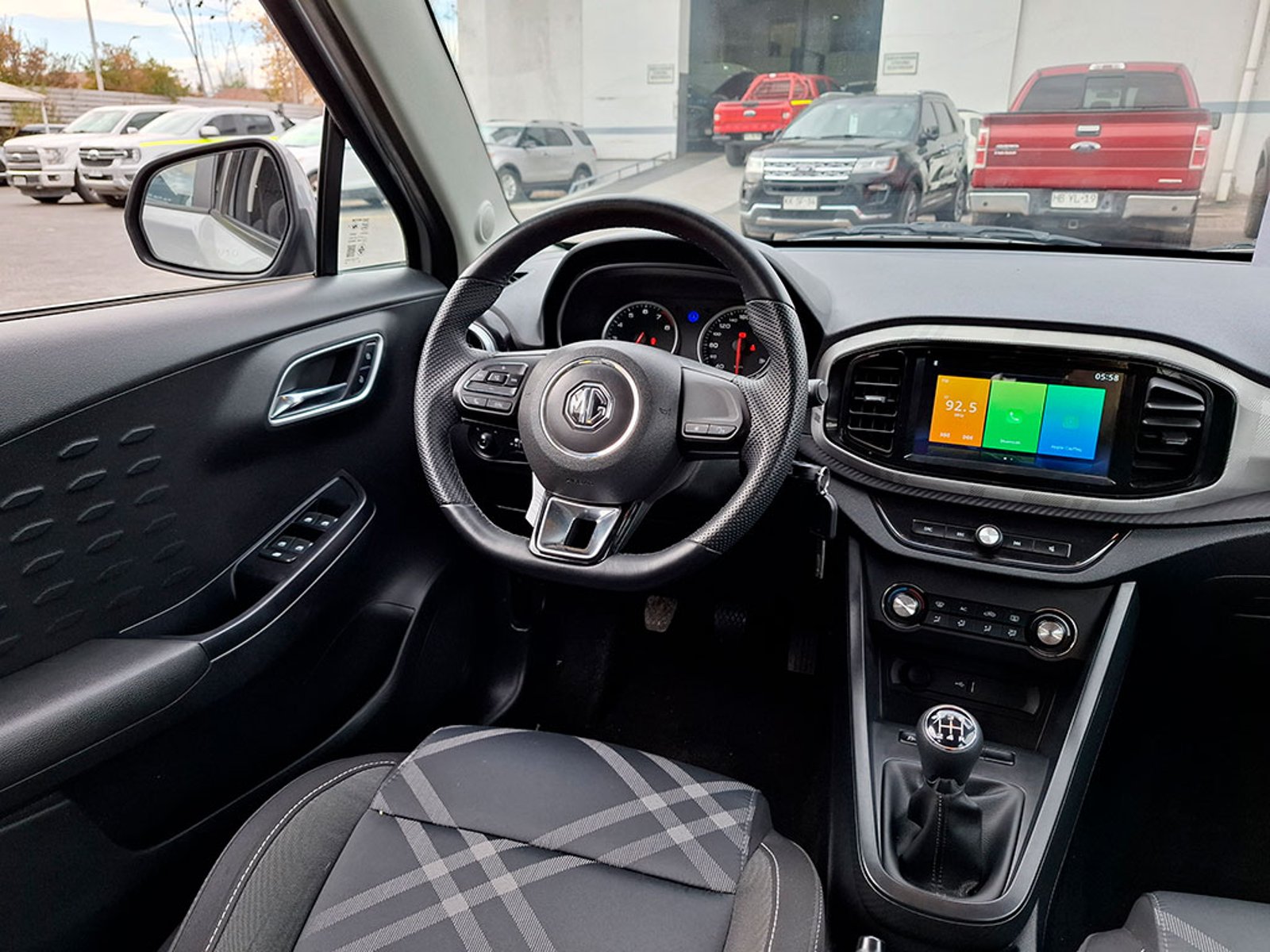 MG 3 1.5 STD MT 2024 - Imagen 9 de 20