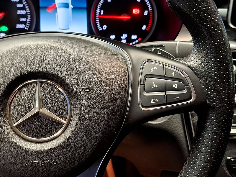 Mercedes-Benz 220 2.1 D DIESEL 4WD AT 5P 2020 - Imagen 13 de 20