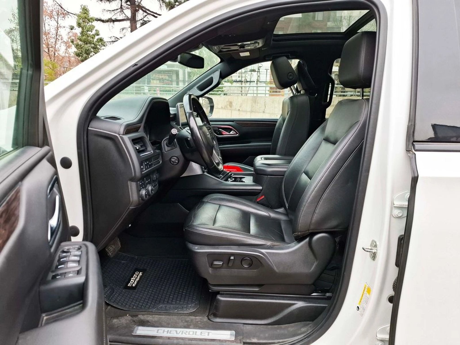 Chevrolet TAHOE 5.3 Z71 AUT 4X4 2021 - Imagen 14 de 16