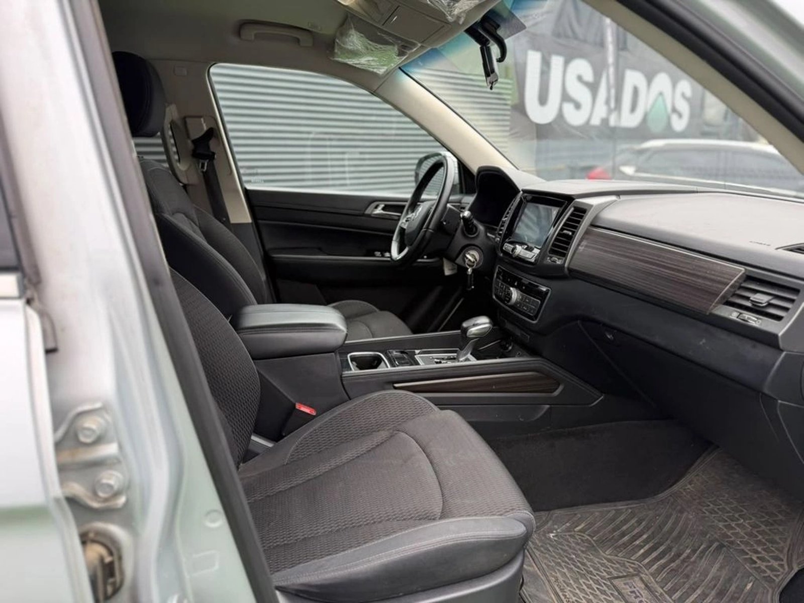 SSANGYONG REXTON 2.2 DIESEL YRX201 4X2 AT 5P 2020 - Imagen 7 de 12
