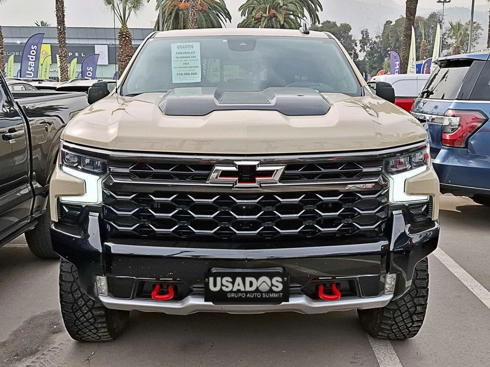 Chevrolet SILVERADO ZR2 6.2 4X4 AT 2023 - Foto 3 de 20