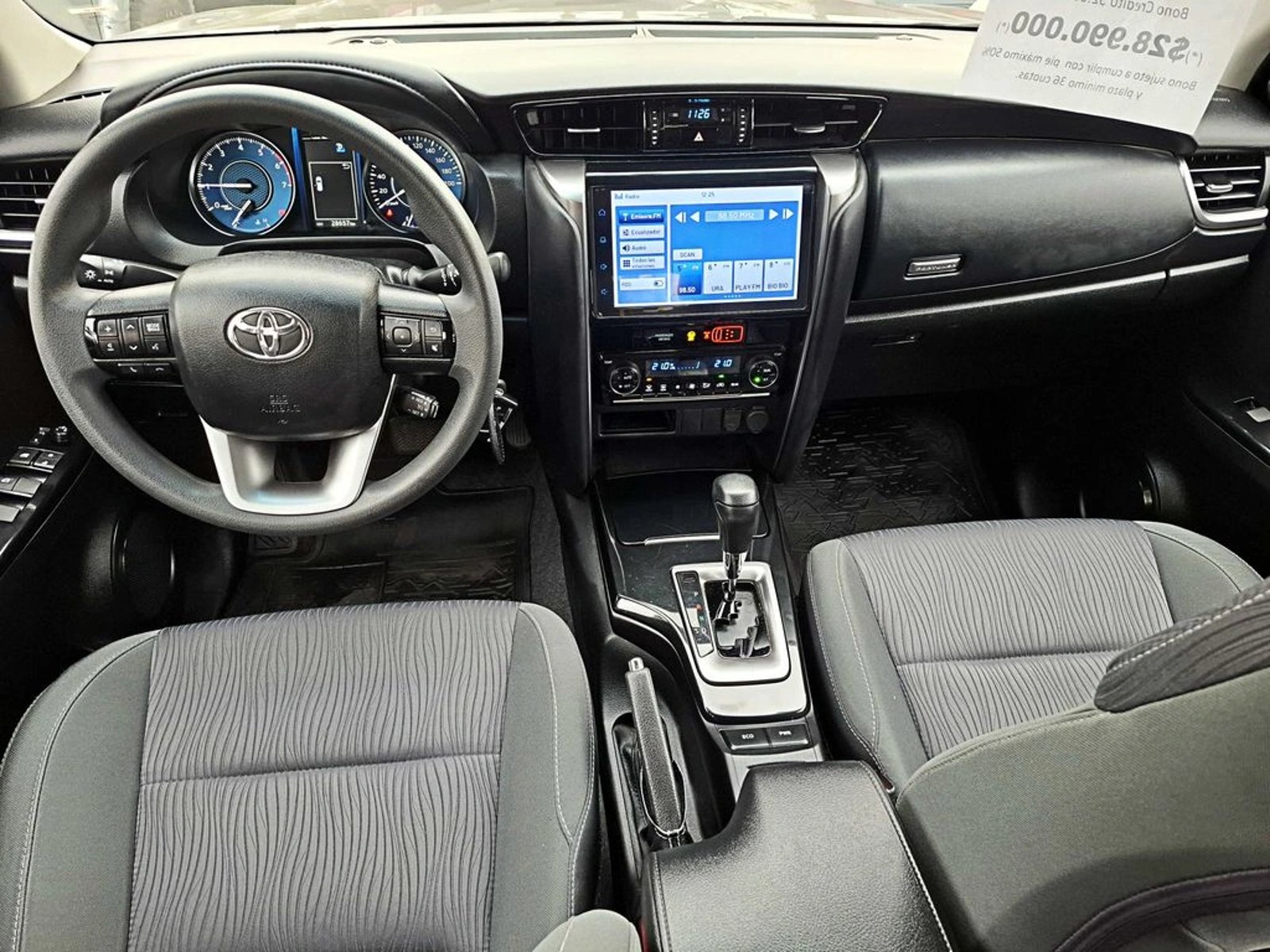 Toyota FORTUNER SR5 2.7 AUT 4X2 2023 - Imagen 11 de 18