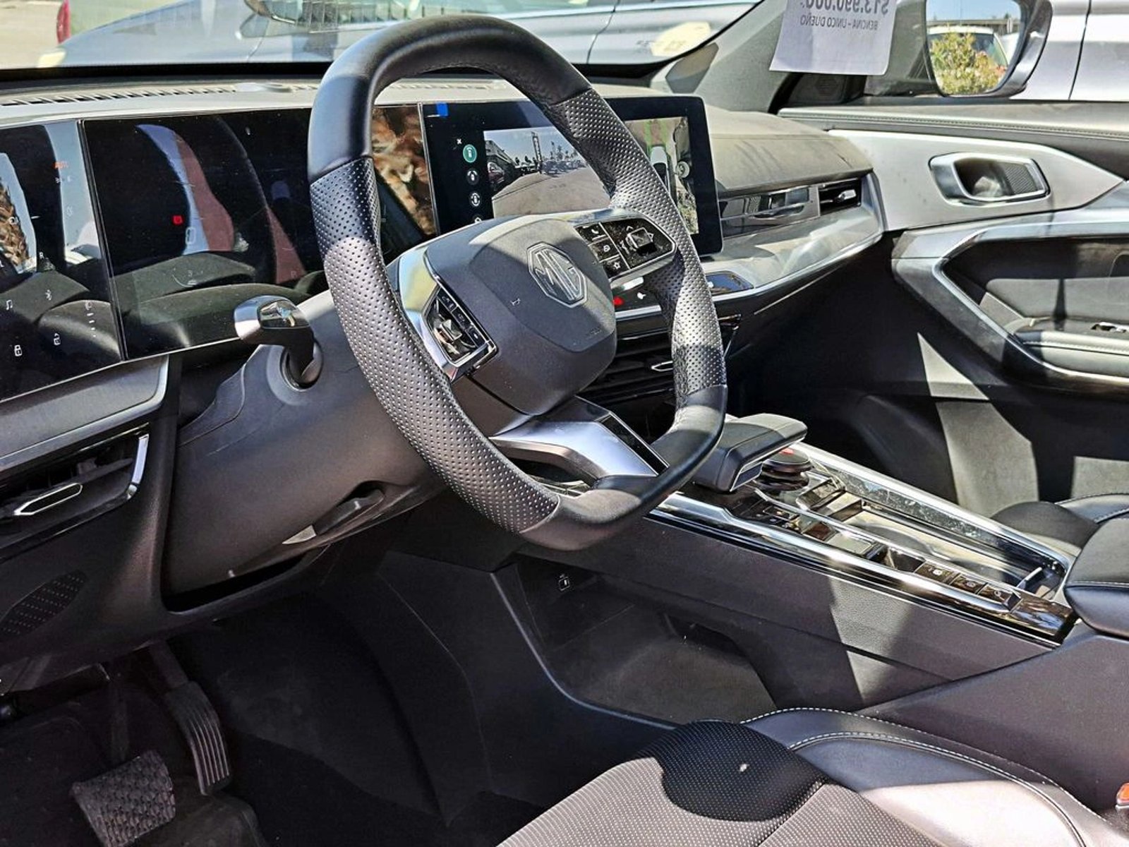 MG ONE 1.5 DLX AT 5P 2023 - Imagen 9 de 19