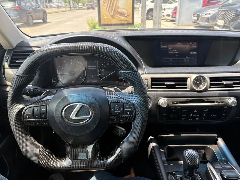 Lexus GS 200 2.0 AT 2017 - Imagen 7 de 12