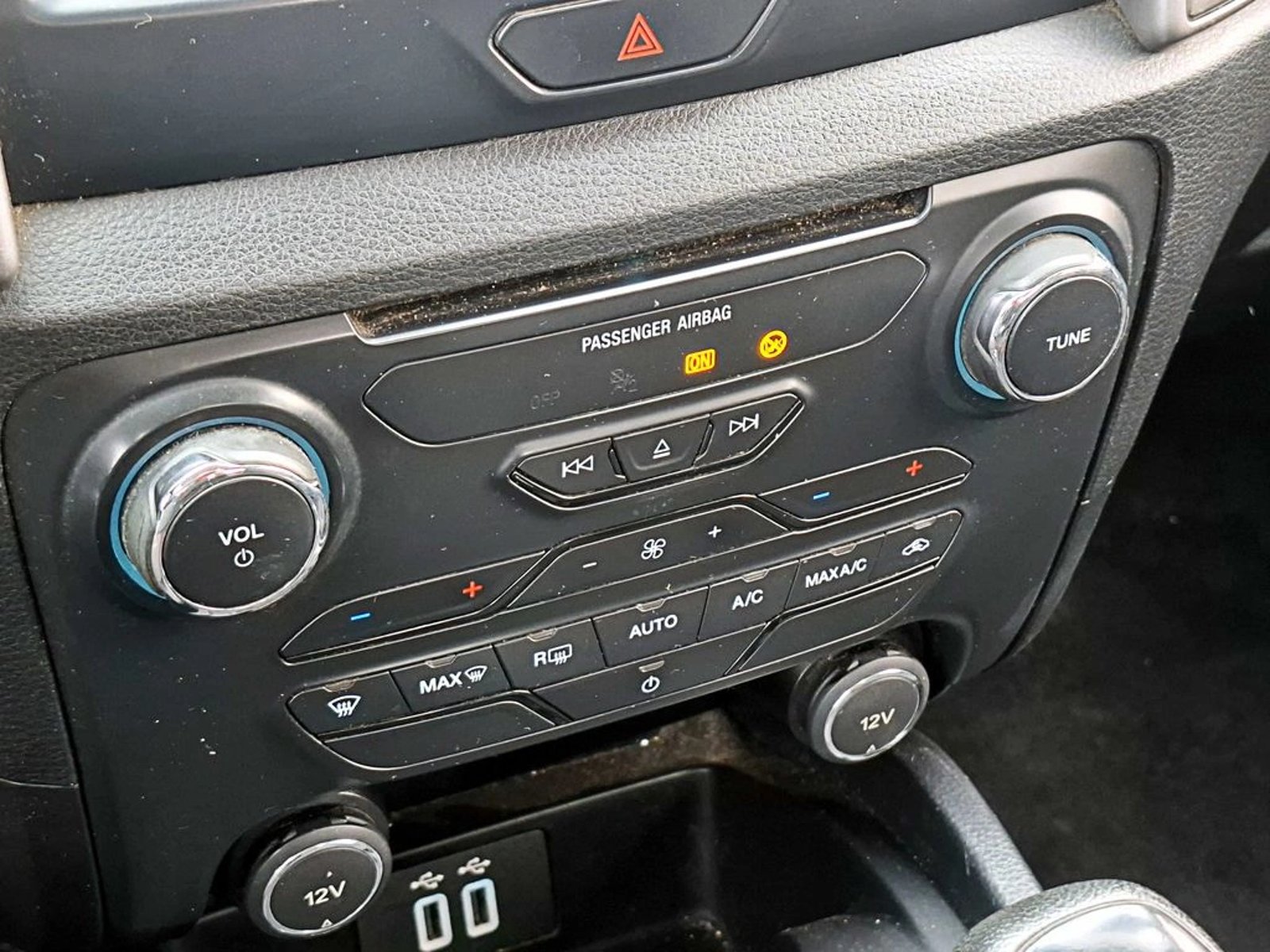 Ford RANGER 2.2 DSL XL MT 4X4 DIESEL 2021 - Imagen 19 de 20