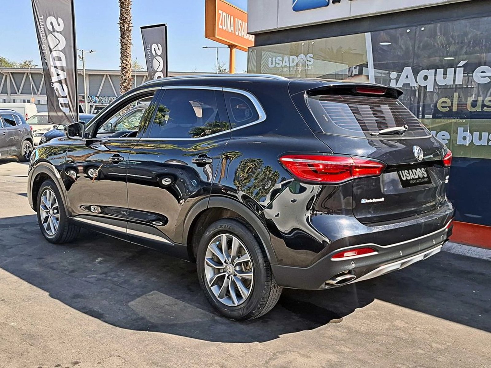 MG HS 1.5 DLX MT 2023 - Foto 4 de 17