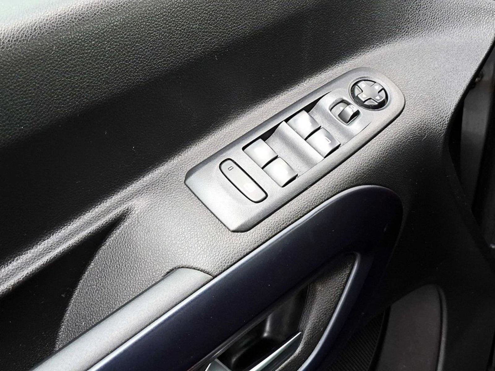 PEUGEOT RIFTER 1.5 BLUEHDI DIESEL 5P 2023 - Imagen 9 de 17