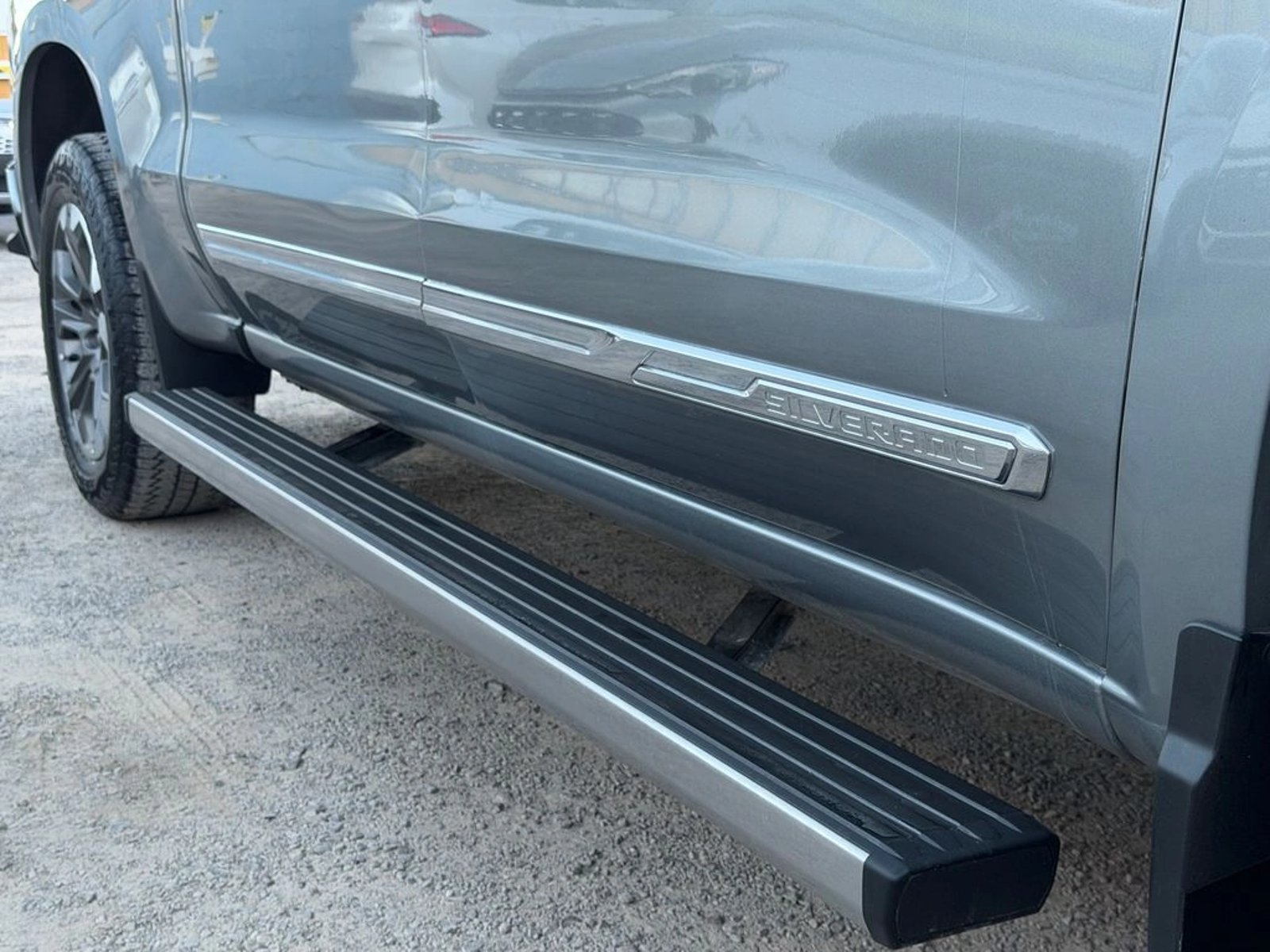 CHEVROLET SILVERADO 3.0 HIGH COUNTRY 2023 - Imagen 20 de 20
