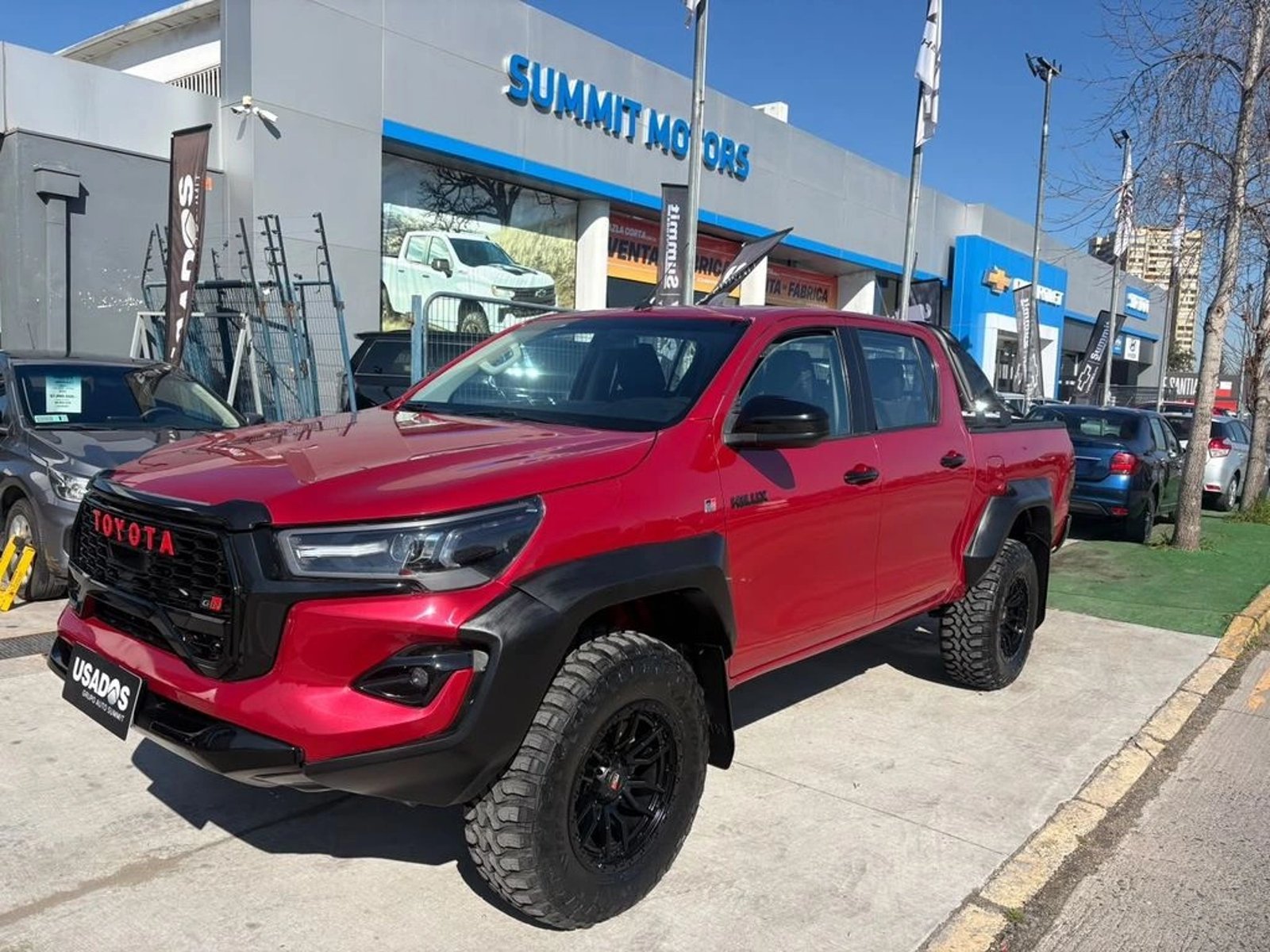 Toyota HILUX 2.4 DX MT 4X4 DIESEL 2022 - Foto 2 de 11