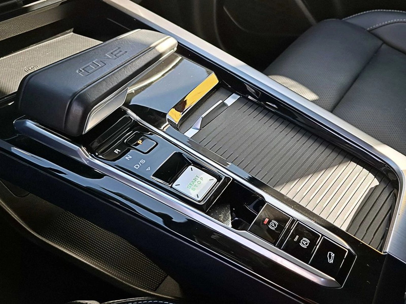 MG ONE DLX 1.5 AT 5P 2024 - Imagen 20 de 20