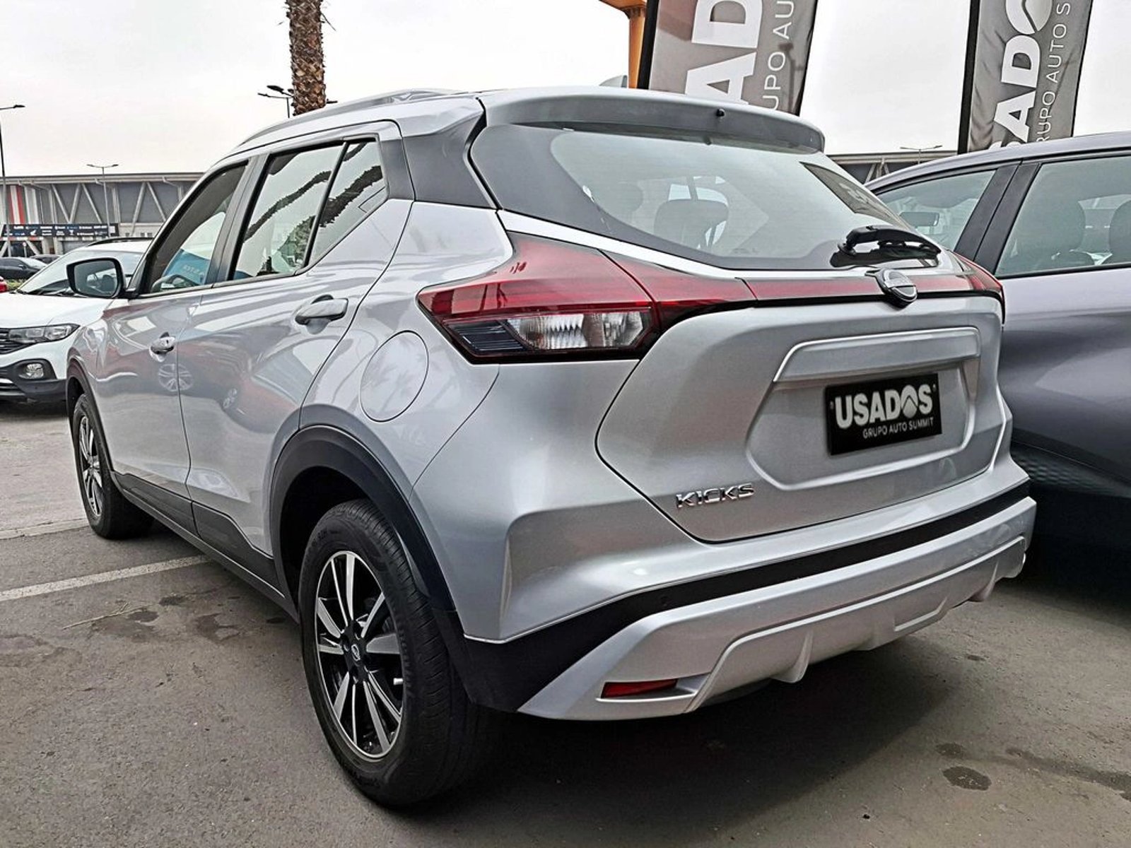 NISSAN KICKS 1.6 ADVANCE 4X2 MT 5P 2022 - Imagen 6 de 16