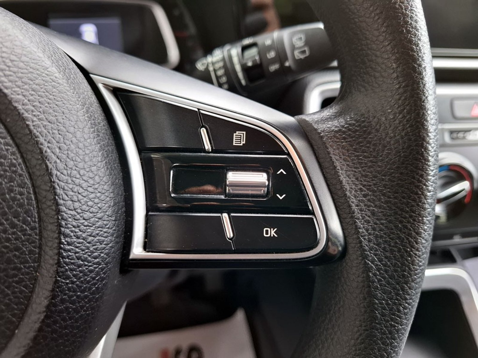 KIA SONET EX 1.5 2021 - Imagen 18 de 20