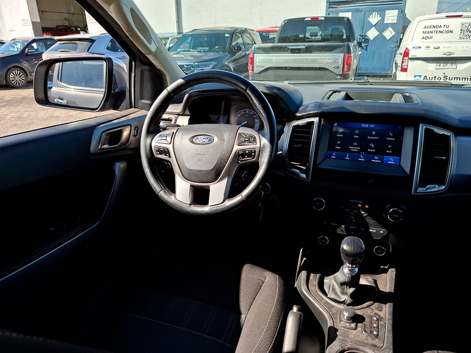 Ford RANGER XLT 3.2 4X4 MT 2022 - Imagen 10 de 20