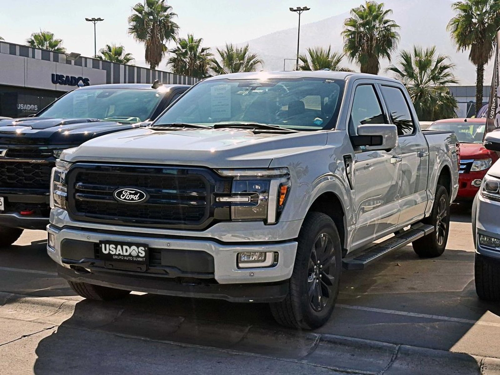 Ford F-150 LARIAT BLACK 5.0 AT 2025 - Foto 2 de 16